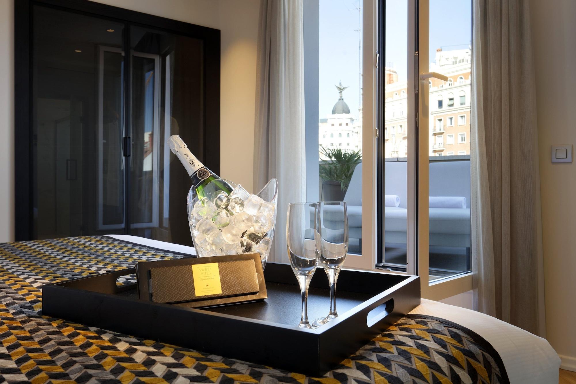 Eurostars Madrid Gran Via Hotel Ngoại thất bức ảnh