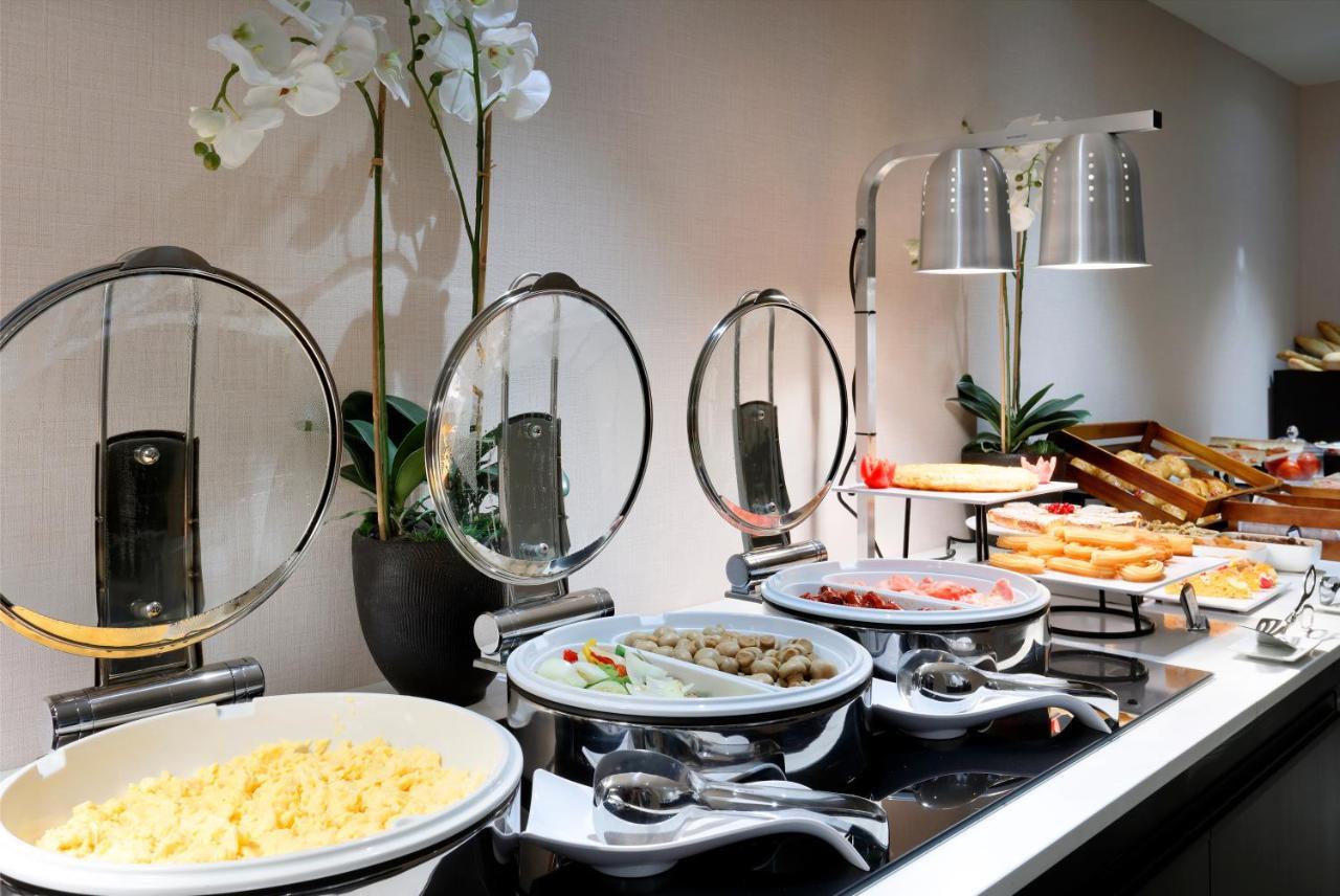 Eurostars Madrid Gran Via Hotel Ngoại thất bức ảnh