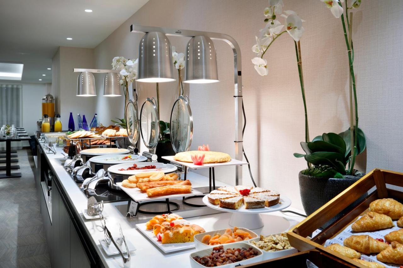 Eurostars Madrid Gran Via Hotel Ngoại thất bức ảnh